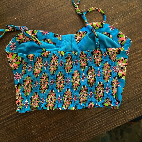 Crop top blue floral - Picture 2 of 3